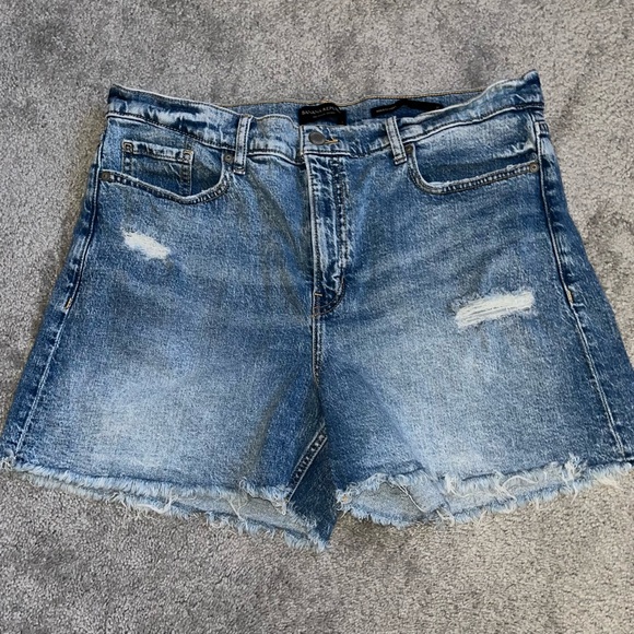 Banana Republic Pants - NWOT Banana Republic Denim Shorts 31